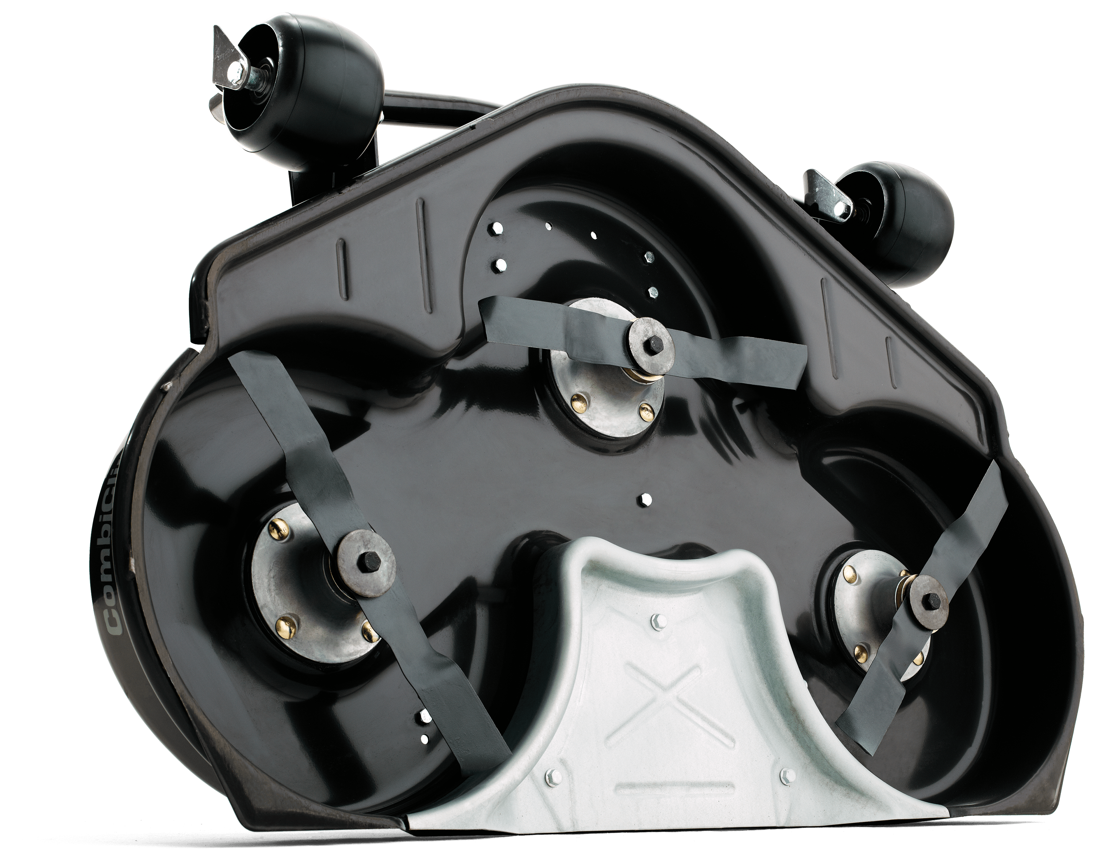 The Combi cutting deck allows you to choose between two cutting systems depending on the conditions. Choose BioClip® for lawn fertilisation and rear ejection for efficient mowing on areas with higher and rougher grass. image